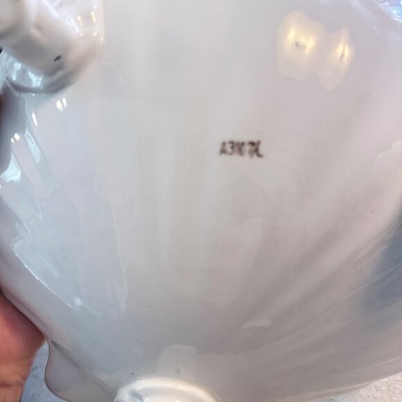 Vintage Spode White Porcelain Shell Trinket Dish With Dolphin Feet - Picture 12 of 15